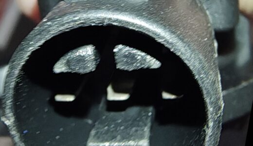 FJS600A3 スロットルセンサー　センサー側